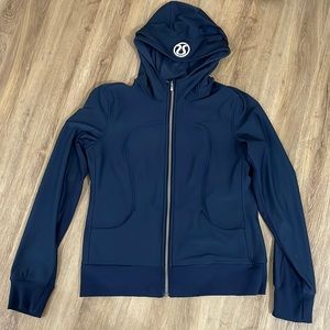 Lululemon navy blue zip up size 10